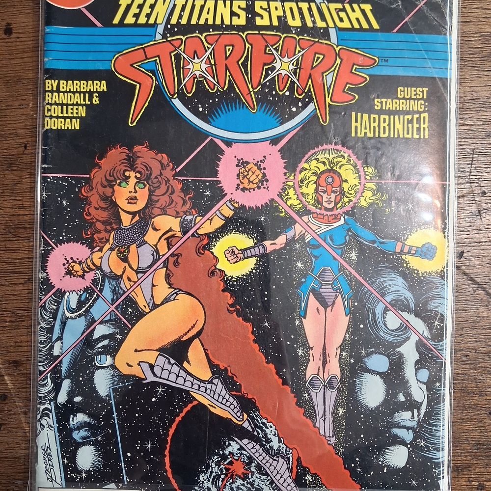 DC Comics Starfire Cover — Pink, Blue, Black Artwork